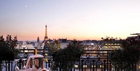 Terrasse Vue Tour Eiffel Suite Royale Hôtel Balzac Paris